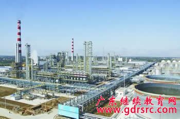 2014年 石 油 工 程 专 业 就 业 前 景 与 就 业 方 向 2014年 石 油 工 程 专 业 就 业 前 景 与 就 业 方 向