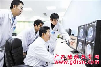 2014年 医 学 影 像 专 业 就 业 前 景 与 就 业 方 向 2014年 医 学 影 像 专 业 就 业 前 景 与 就 业 方 向