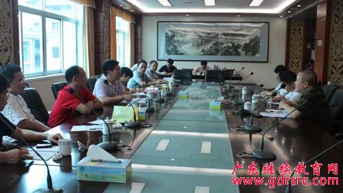粤培网成功举办首期注册仲裁员培训班学员到梅州仲裁院考察学习